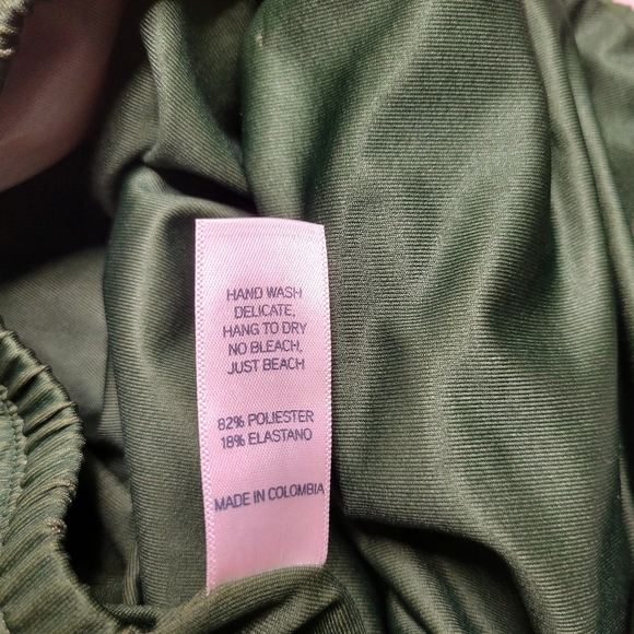 Kenny Flowers Costa Rica Palm Jacquard One Shoulder 1 Piece Swimsuit Green Small - Picture 8 of 8